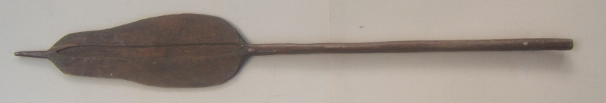 A FINE & ORIGINAL 18th/19th CENTURY SOUTH PACIFIC (NEW GUINEA) PADDLE-FORM WOODEN WAR CLUB, ca. 1750-1800 view3
