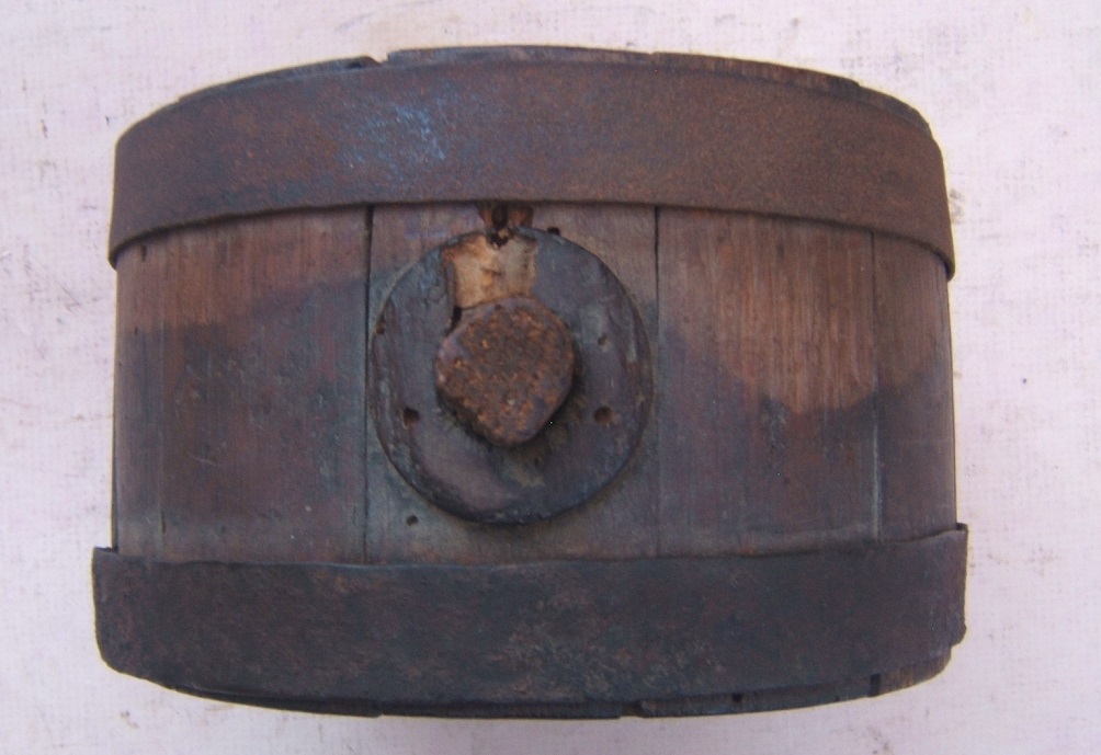 A RARE AMERICAN REVOLUTIONARY WAR PERIOD AMERICAN SOLDIER'S �STAVE TYPE� CANTEEN, ca. 1770 view4