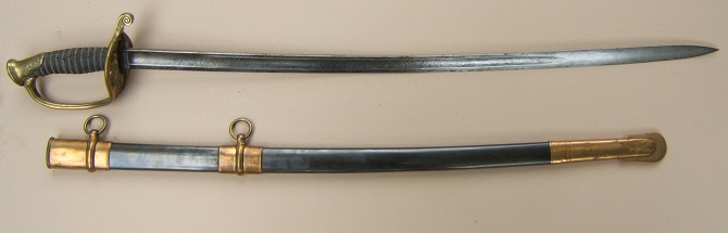 A VERY FINE QUALITY US CIVIL WAR PERIOD MODEL 1850 NON-REGULATION STAFF & FIELD OFFICER’S SWORD & SCABBARD, by “HORSTMANN & SONS, PHILADELPHIA”, ca. 1860s view 1